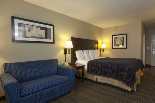 Гостиница Lamplighter Inn & Suites - North в Спрингфилде