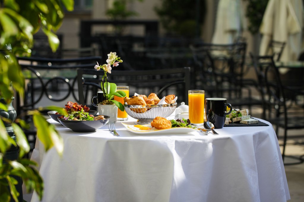 Фото Paris Marriott Champs Elysees Hotel