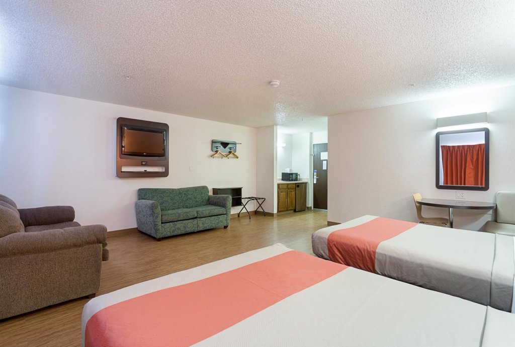 Фото Motel 6 Williams, Az - West - Grand Canyon