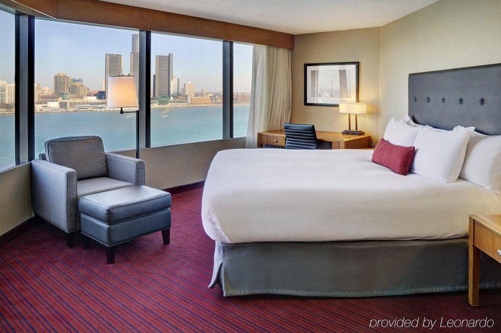 Фото Best Western Plus Waterfront Hotel