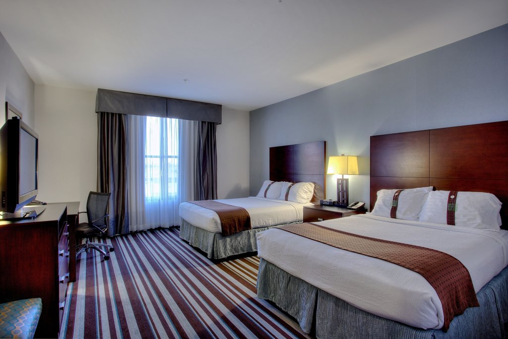 Фото Hilton Garden Inn Irvine Spectrum Lake Forest