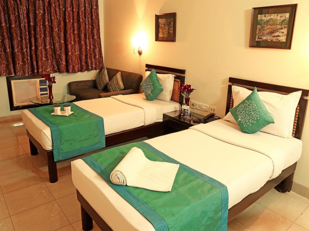 Фото Oyo 2417 Hotel Allenby Inn