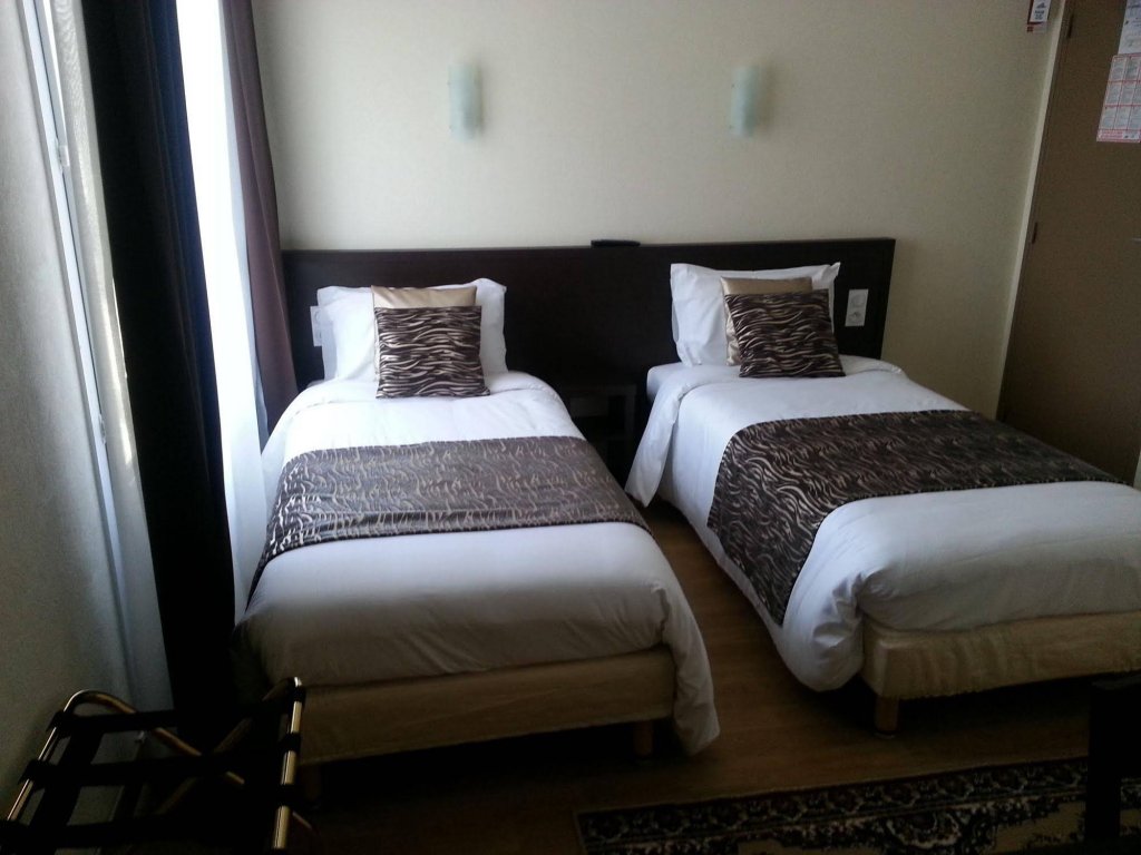 Фото отеля 3