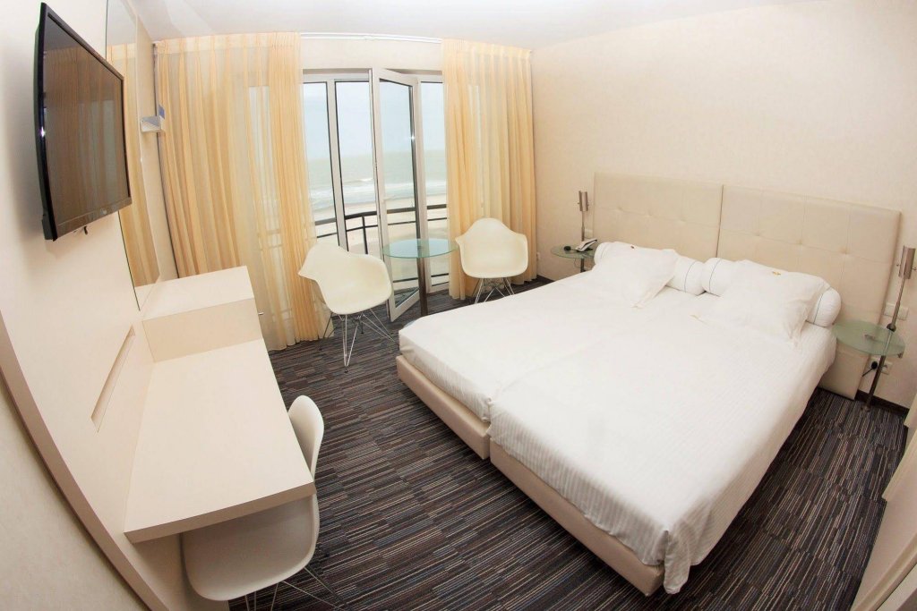 Фото Hotel Helios