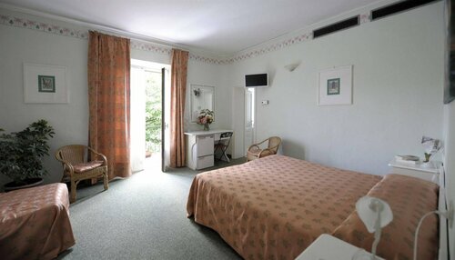 Гостиница Hotel Villa Belvedere в Сан-Джиминьяно