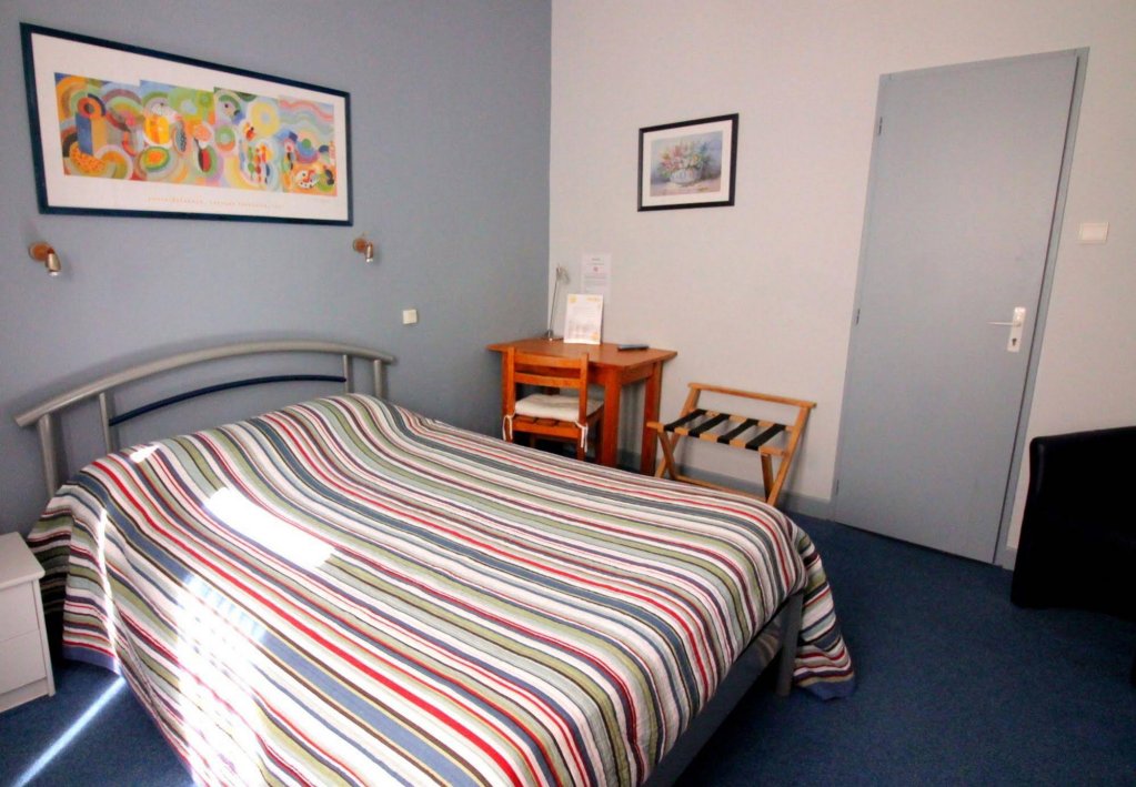 Фото Hotel Adour