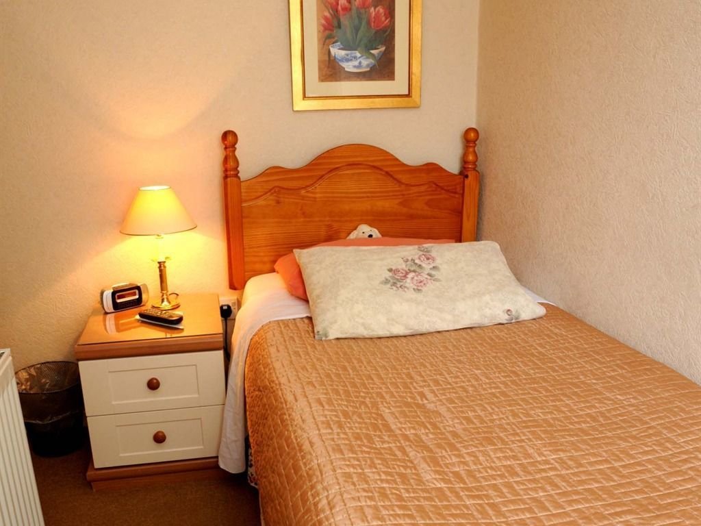 Фото Abbey Court House