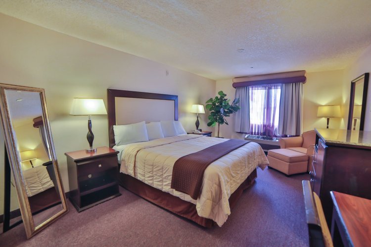 Фото Lucky Club Casino and Hotel