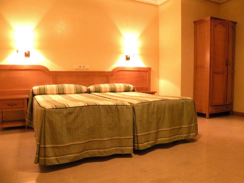 Фото Hostal Benamar