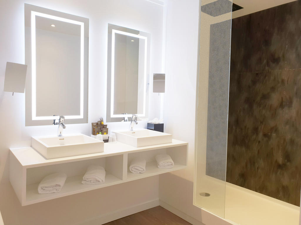 Фото Novotel Luxembourg Kirchberg