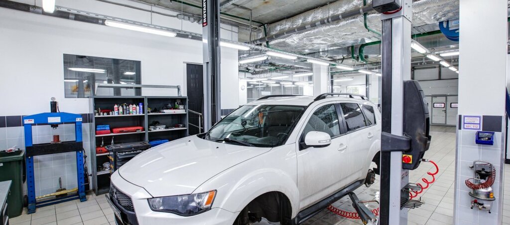 Маклер Моторс на каширке автосалон
