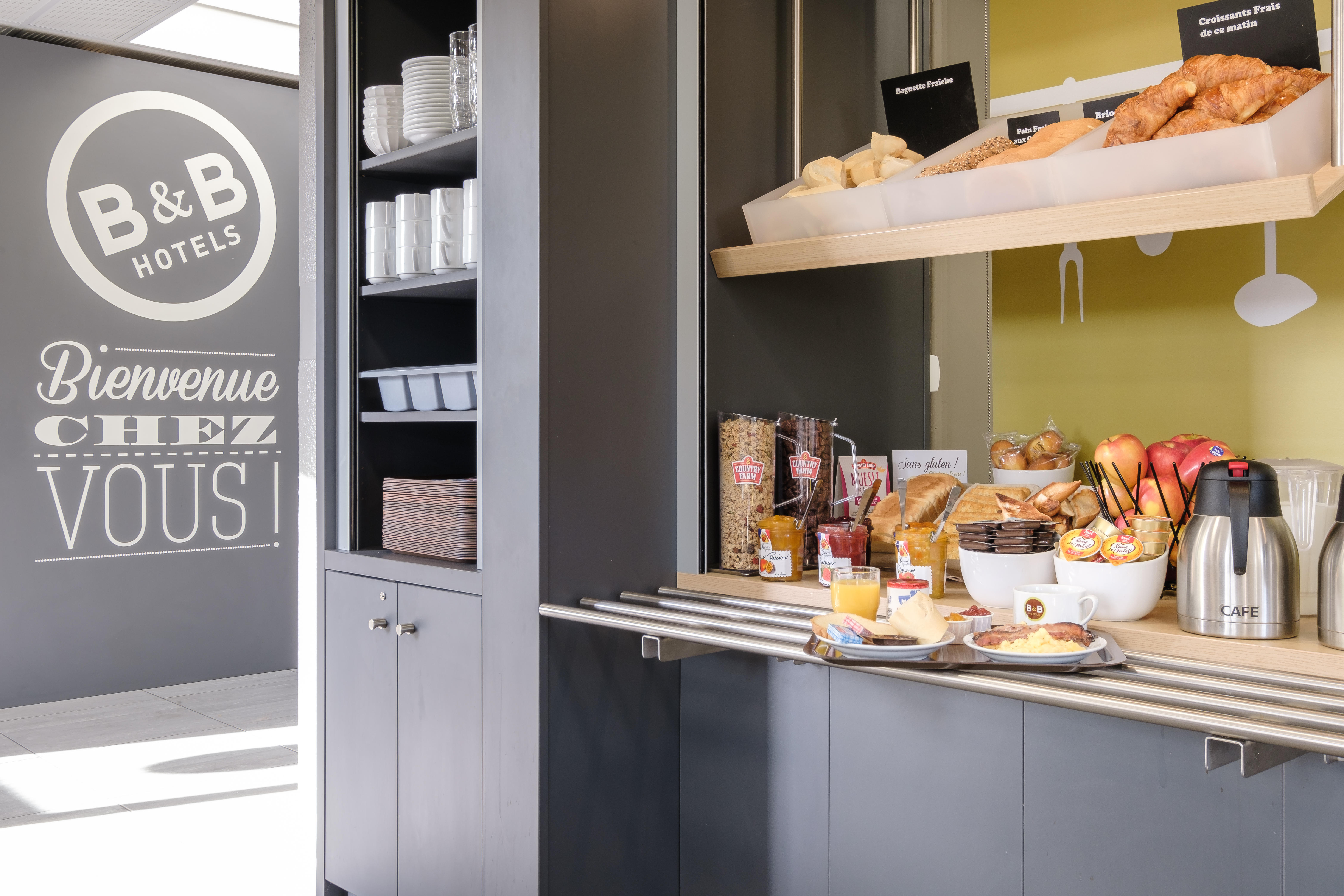 Фото B&b Hotel Calais Centre St Pierre