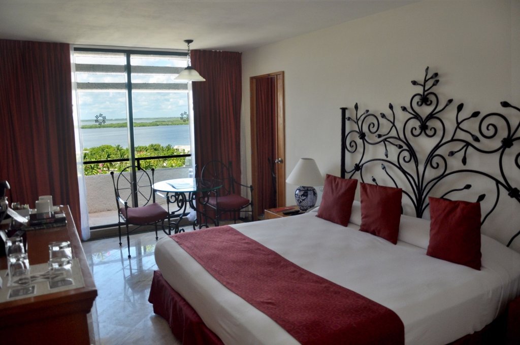 Фото Oasis Cancun Lite