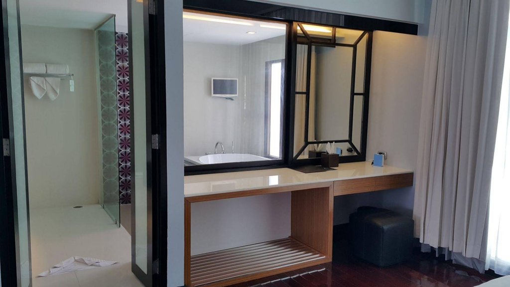 Фото Отель Z Through by The Zign