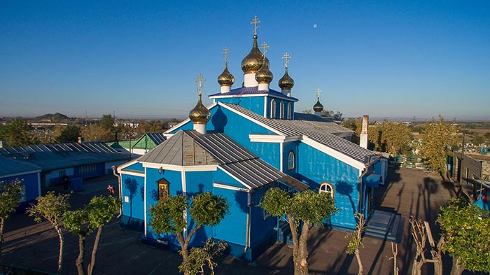 Церковь в михайловке караганда фото