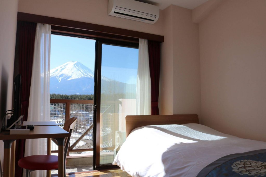 Фото Fujizakura Inn