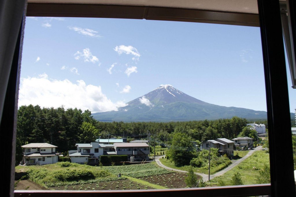 Фото Fujizakura Inn