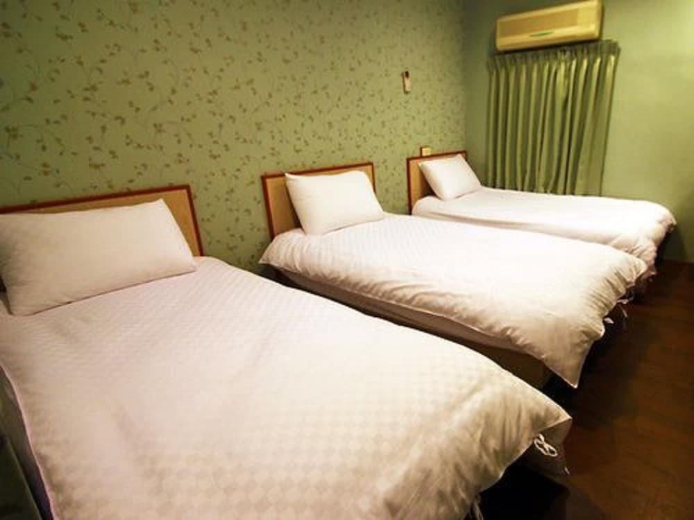 Фото Yinglun Hotel