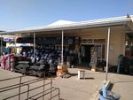 Samarqand Siyob Savdo (Samarkand, Katta Uzbek trakt ko'chasi), tienda de repuestos y artículos para automóviles