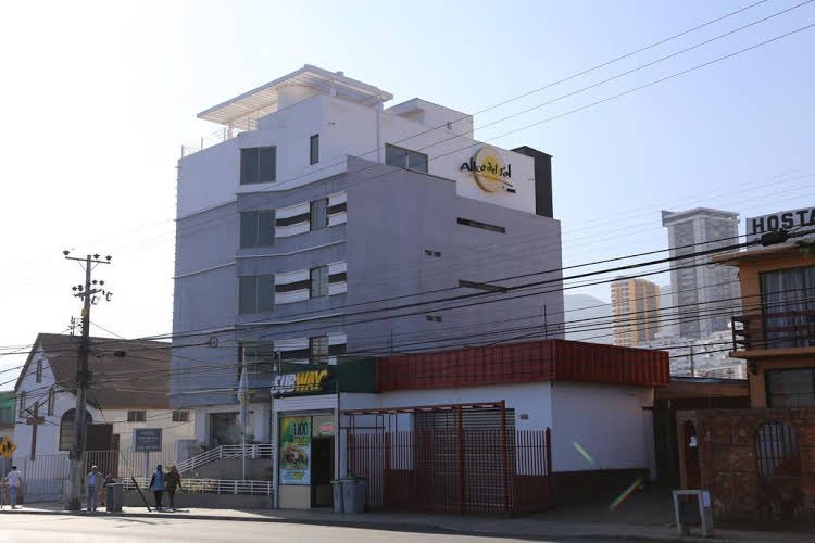 Фото отеля 1