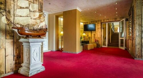 Гостиница Villa St. Tropez в Гостивице