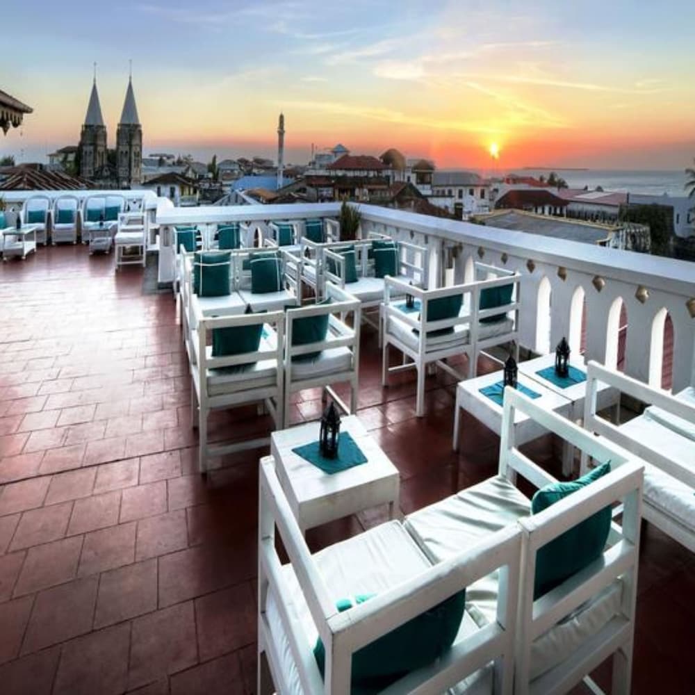 Фото Maru Maru Hotel