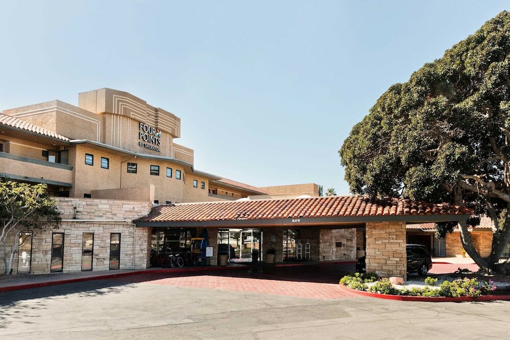 Фото Four Points by Sheraton Ventura Harbor Resort