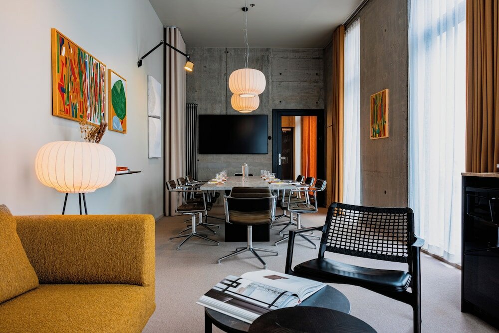 Фото Exeter Hotel