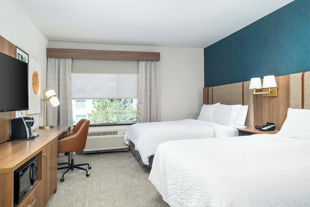 Фото Holiday Inn Boise Airport