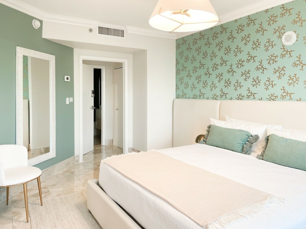 Фото Miami Vacation Rentals - Coconut Grove