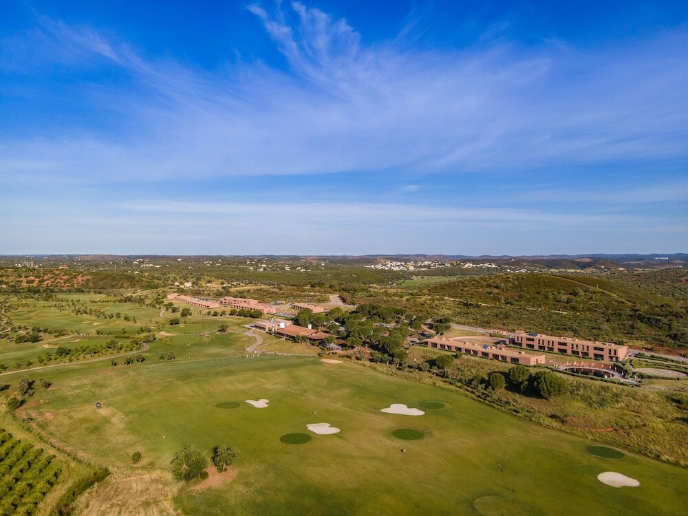 Фото Nau Morgado Golf & Country Club