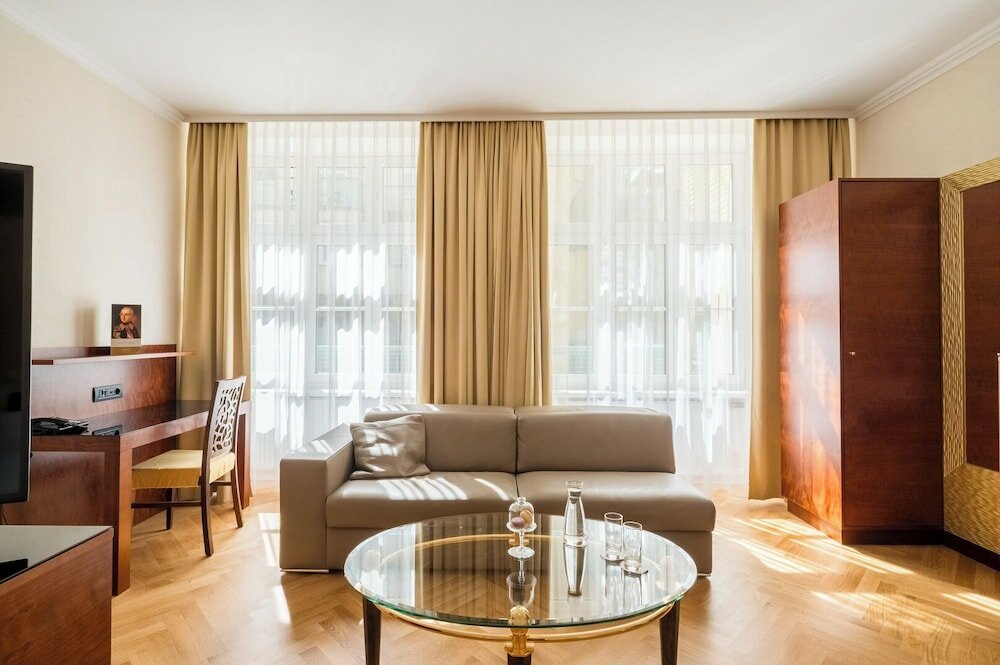 Фото Hotel Josefshof am Rathaus