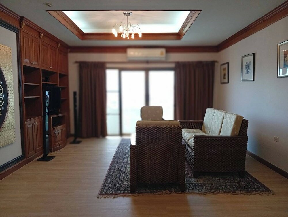 Фото Inn House Hotel