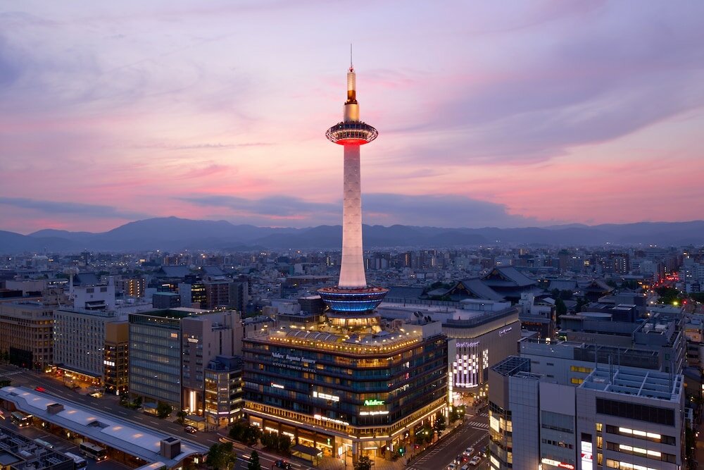 Фото Kyoto Tower Hotel