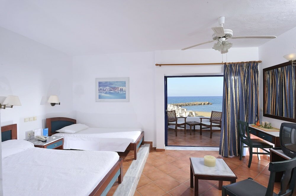 Фото Knossos Beach Bungalows Suites Resort & SPA