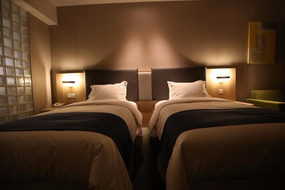 Фото Holiday Inn Express Jinan High-Tech Zone, an Ihg Hotel