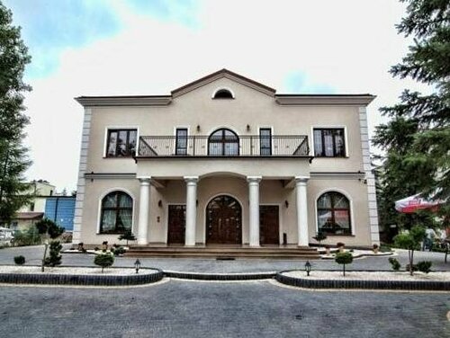 Гостиница Dworek Vesaria Hotel в Люблине