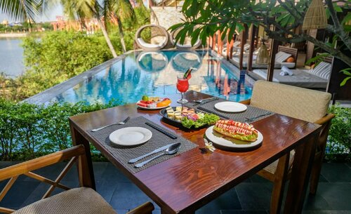 Гостиница The Blossom Resort Island - All Inclusive в Дананге