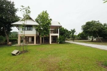 Гостиница Baan2Rai в Канчанабури