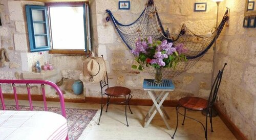 Гостиница L'Echappée Belle в Перигё