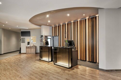 Гостиница H Plus Hotel Köln Hürth в Хюрте