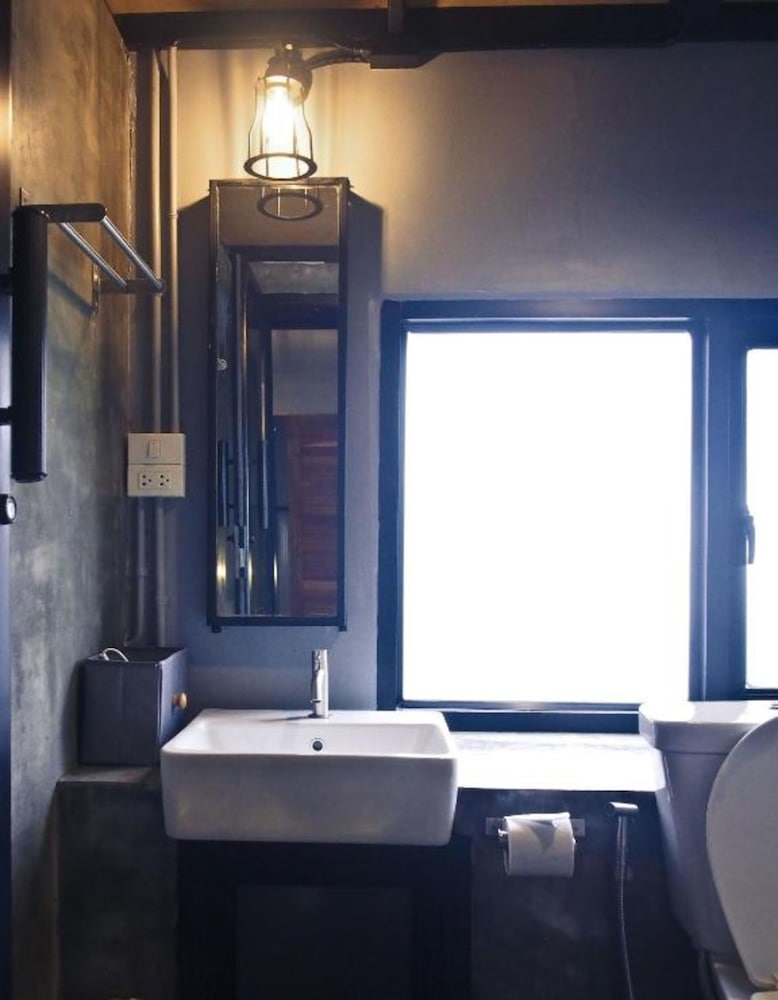 Фото Silom Space Hostel