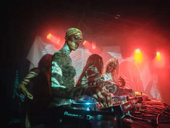 Фото The Drake Hotel