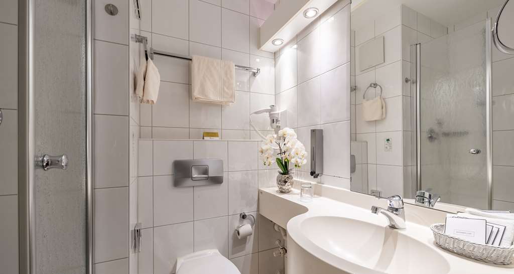 Фото Sure Hotel by Best Western Hilden-Duesseldorf