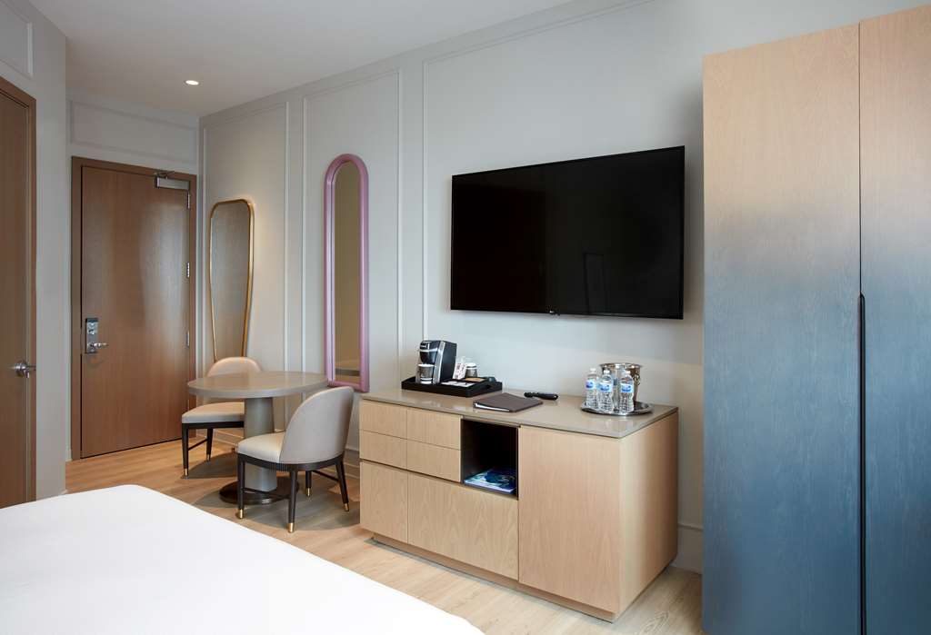 Фото New York Hilton Midtown