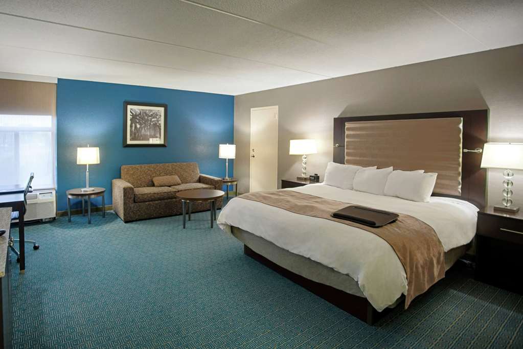 Фото DoubleTree by Hilton Roseville Minneapolis
