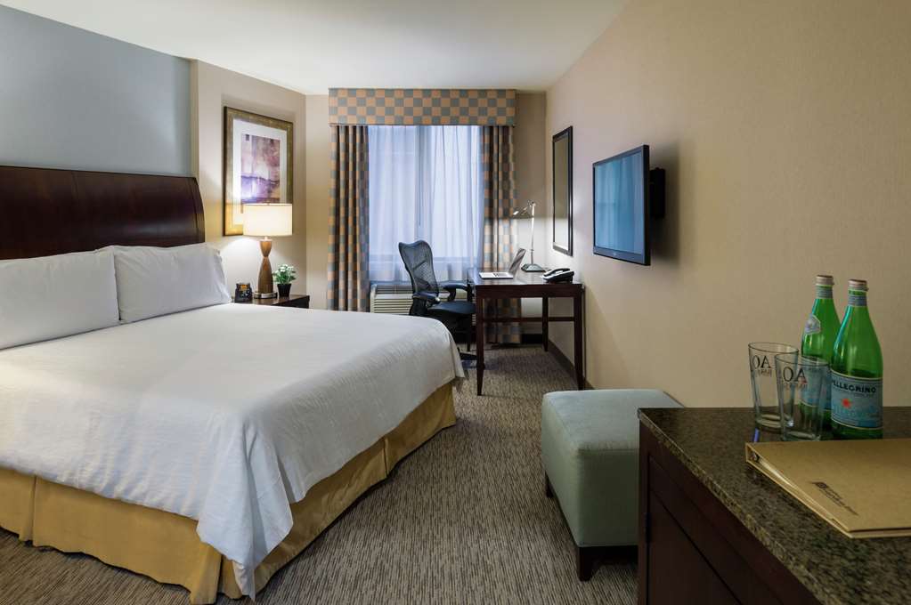 Фото Hilton Garden Inn Tribeca
