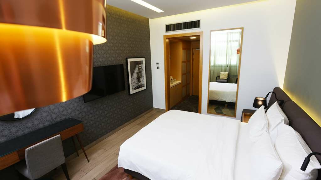 Фото Radisson Blu Hotel, Beirut Verdun