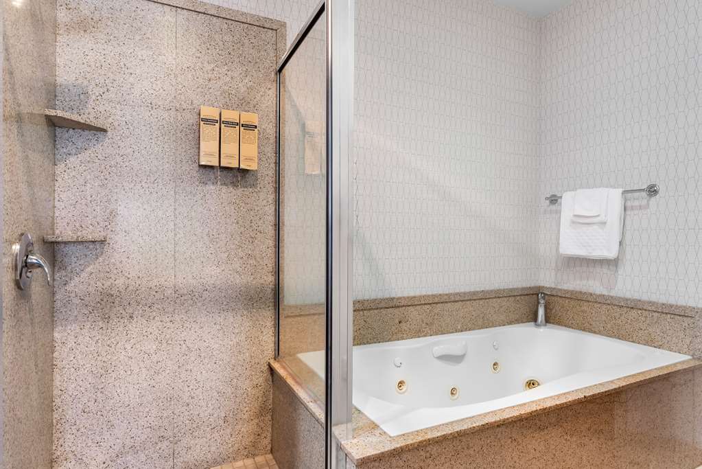 Фото Best Western Plus Abbey Inn