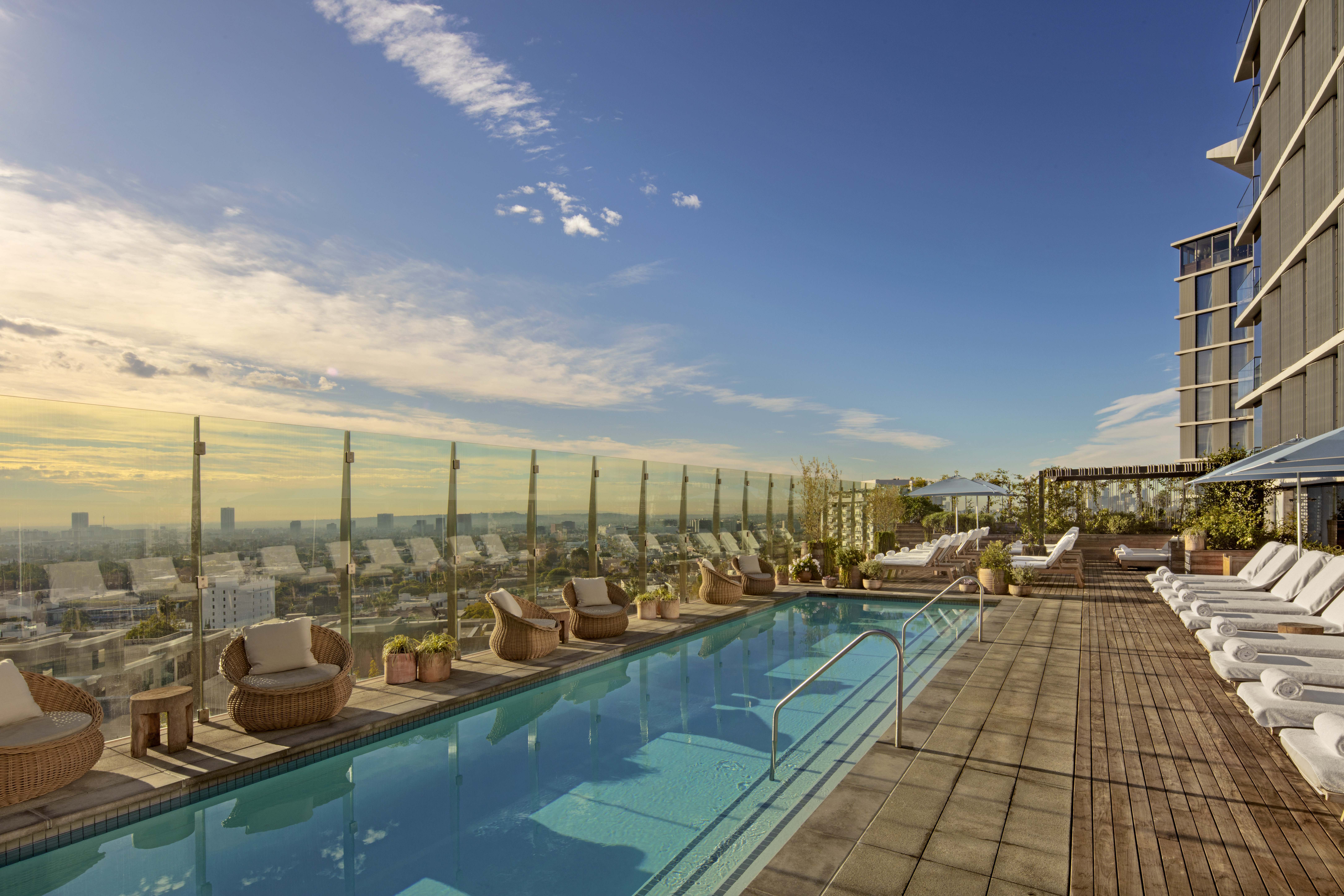 Фото 1 Hotel West Hollywood